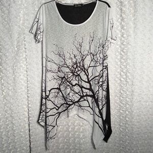 NWOT Uneven pointed hem